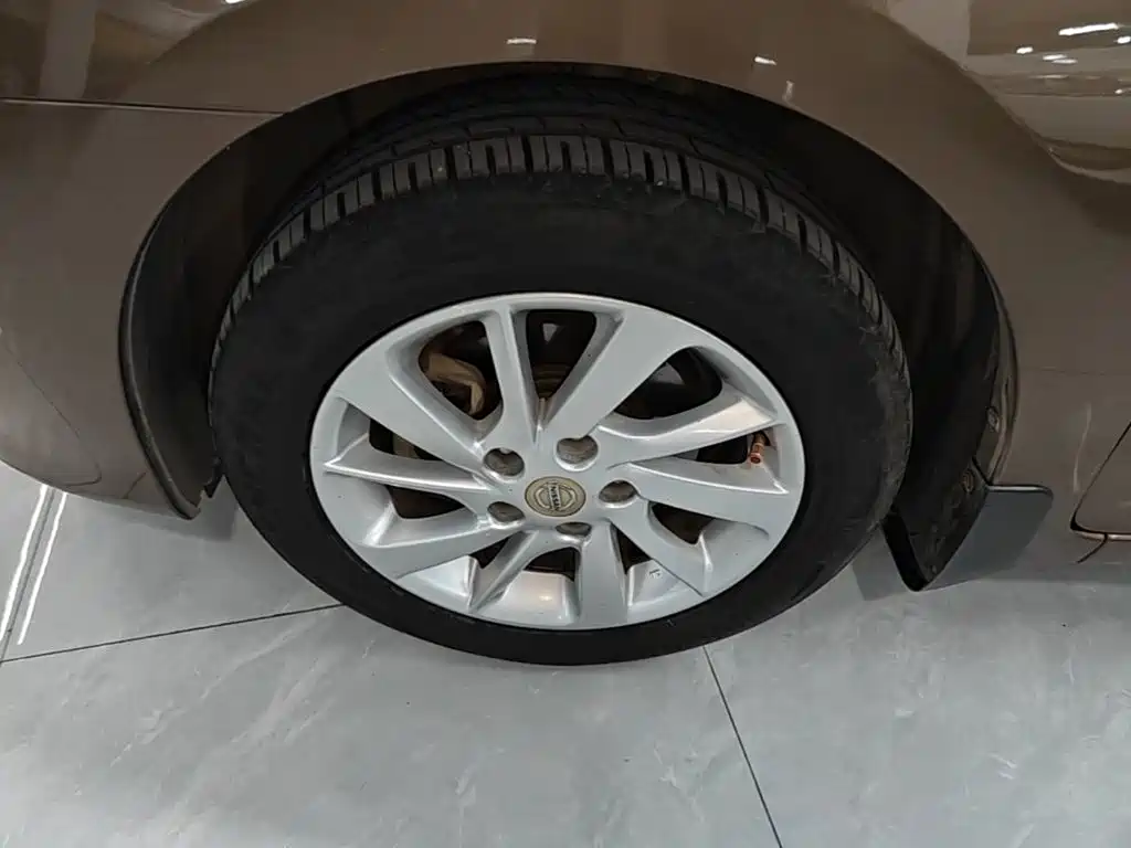 Nissan Sylphy — миниатюра 23