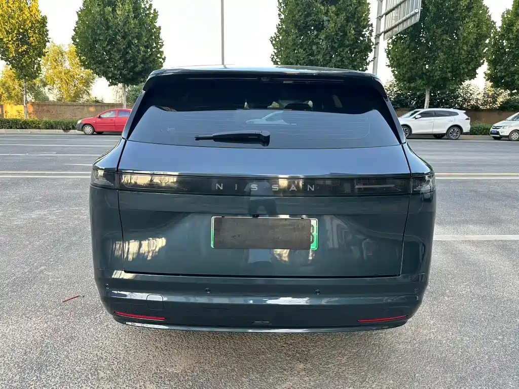 Nissan NX8 — миниатюра 8