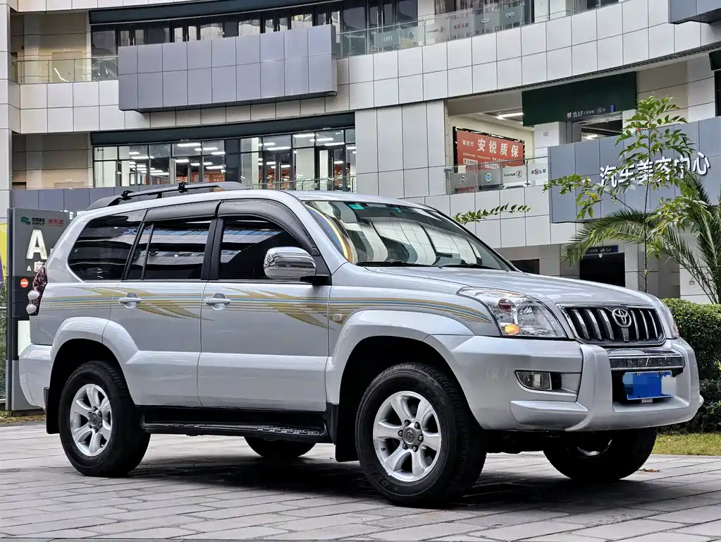 Toyota Prado (Import) — миниатюра 3
