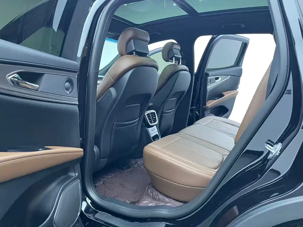 Lincoln Nautilus 2021 2.7T