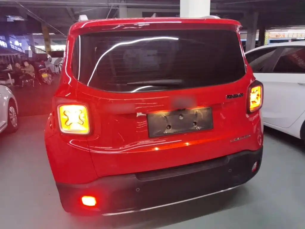 Jeep Renegade — миниатюра 6