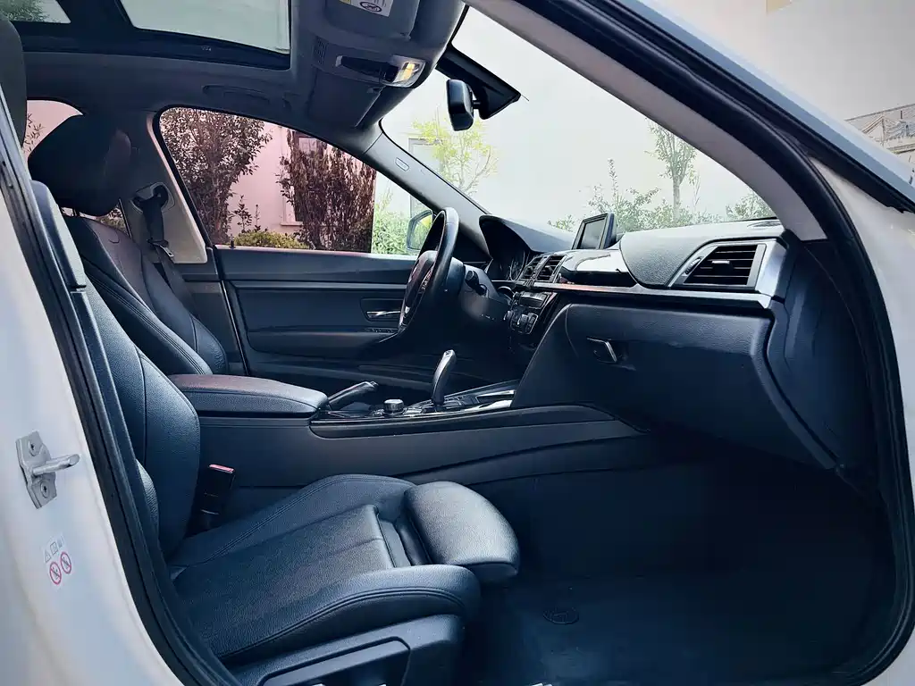 BMW 3 Series GT — миниатюра 14