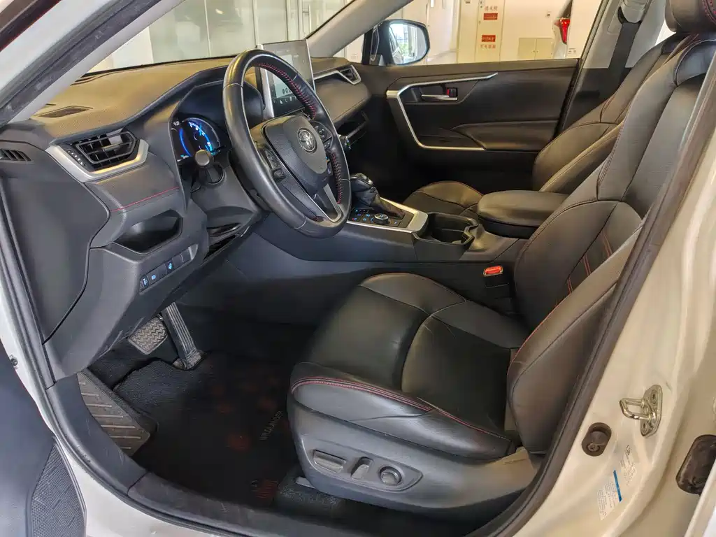 Toyota Wildlander New Energy — миниатюра 22