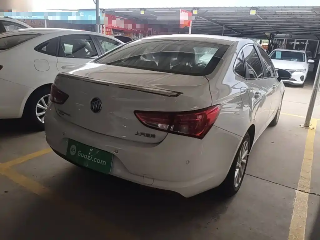 Buick Verano — миниатюра 7
