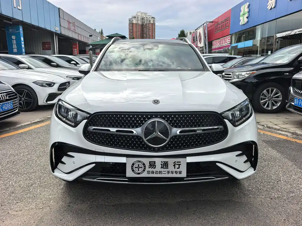 Mercedes-Benz GLC 2023 GLC 300 L 4MATIC 5 мест