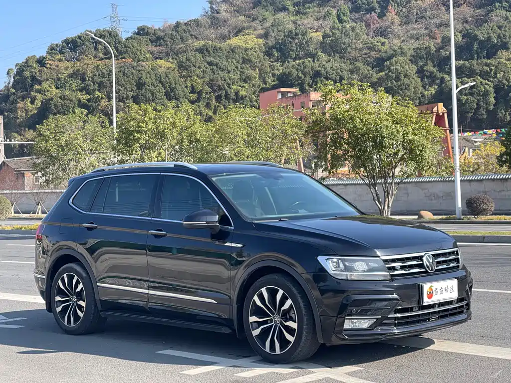 Volkswagen Tiguan L 2021