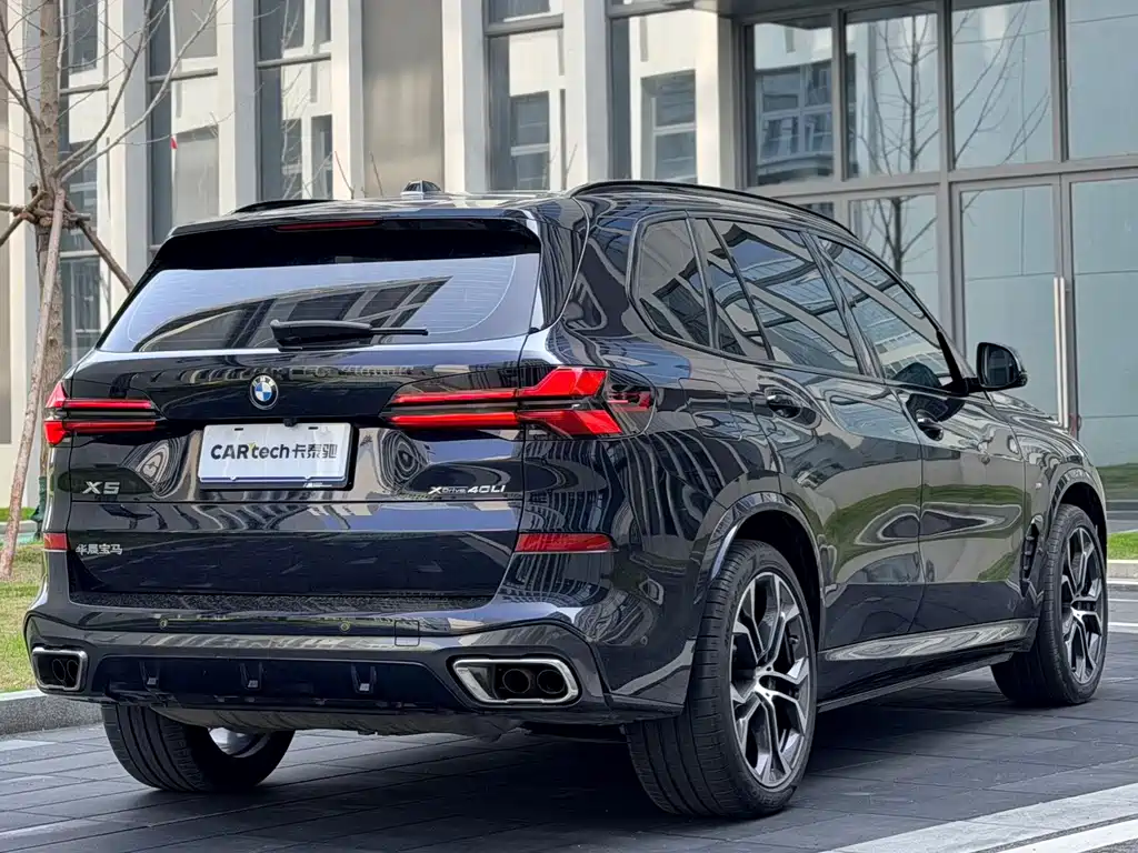 BMW X5 2023 xDrive 40Li Premium M Sport