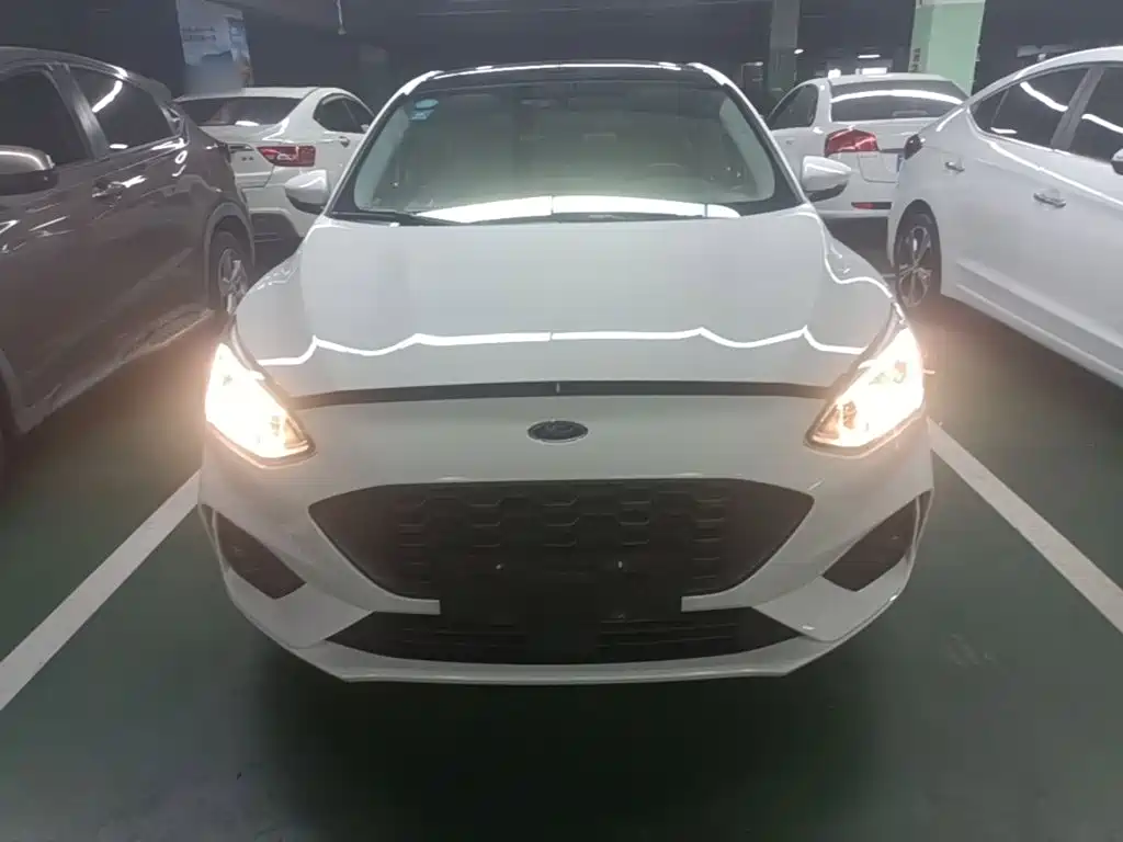 Ford Focus — миниатюра 3