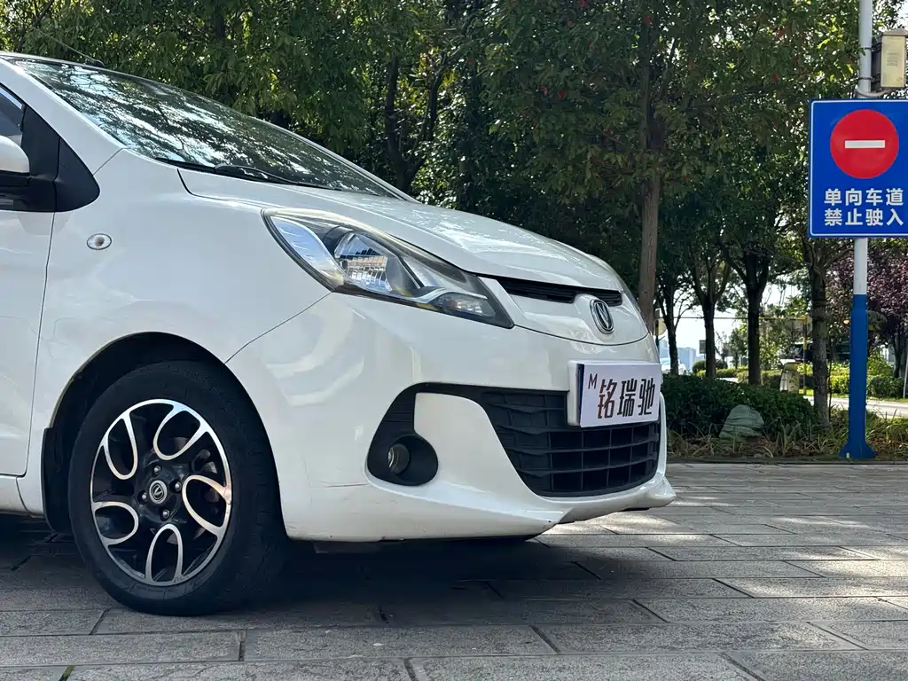 Changan BenBen — миниатюра 15