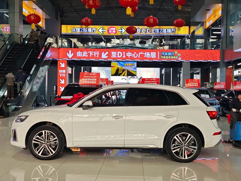 Audi Q5L — миниатюра 13