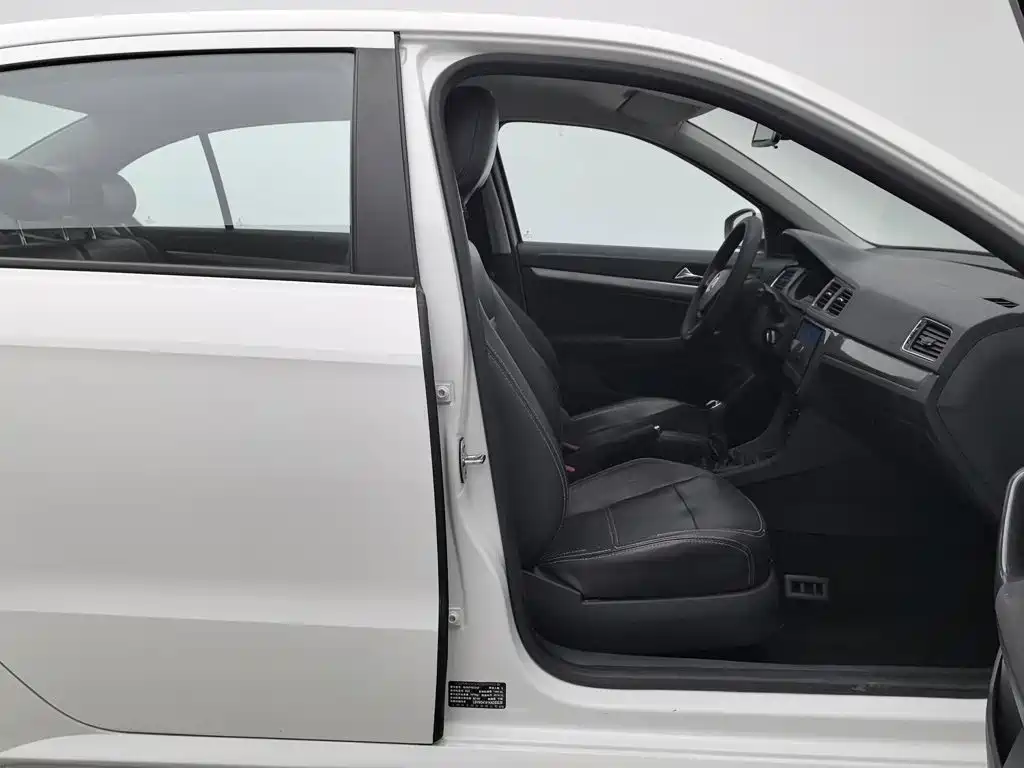 Volkswagen Lavida — миниатюра 23