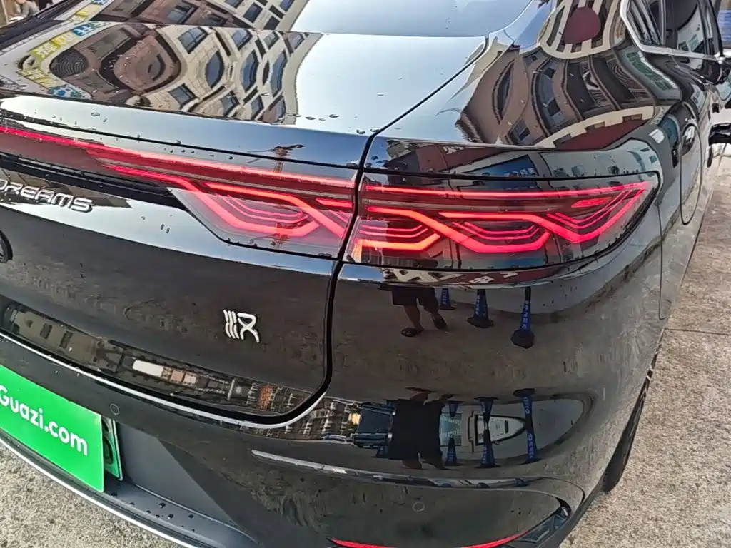 BYD Han — миниатюра 8