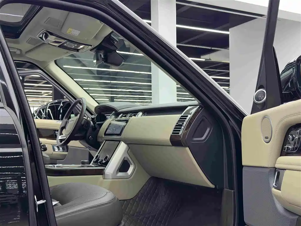 Land Rover Range Rover — миниатюра 10