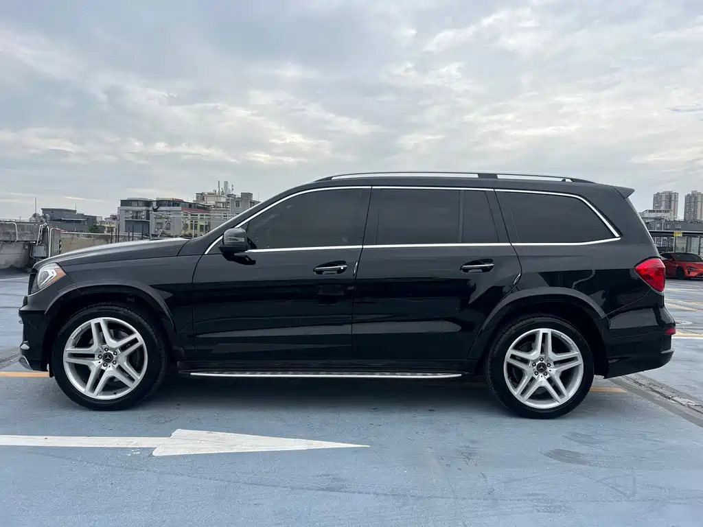 Mercedes-Benz GL-Class — миниатюра 8