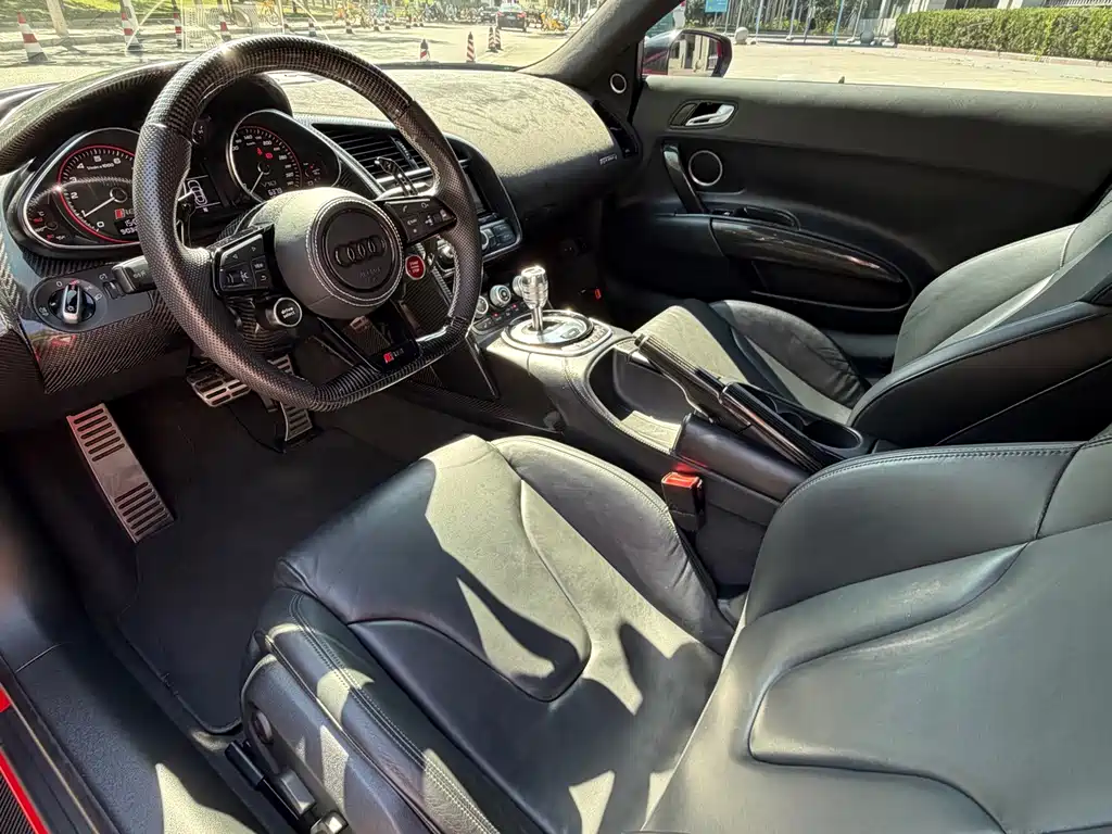 Audi R8 — миниатюра 9