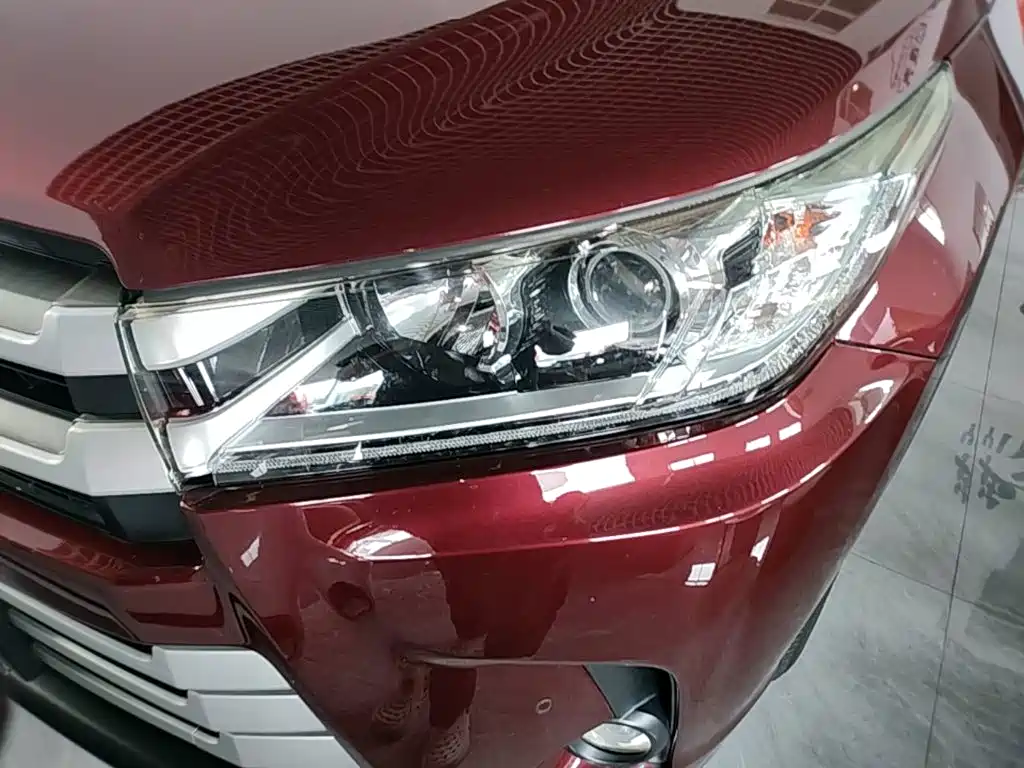 Toyota Highlander — миниатюра 24