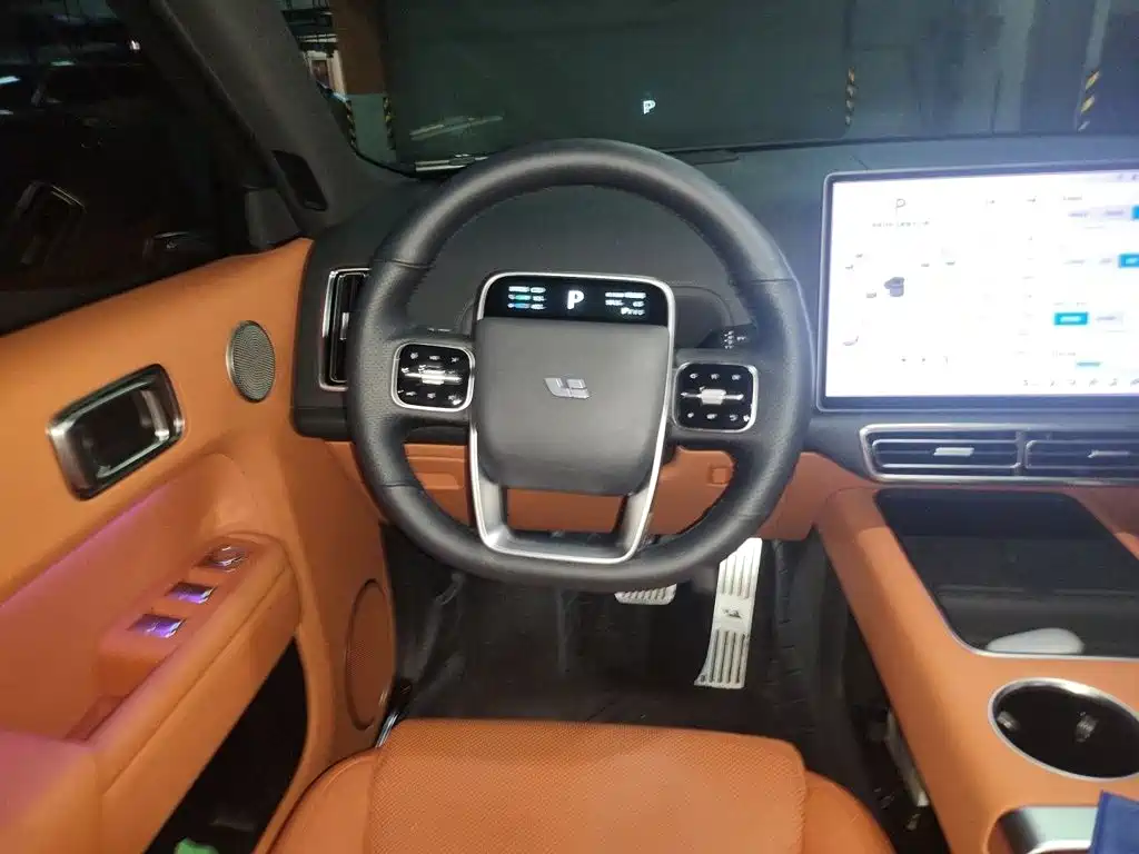 Li Auto Li L8 — миниатюра 3