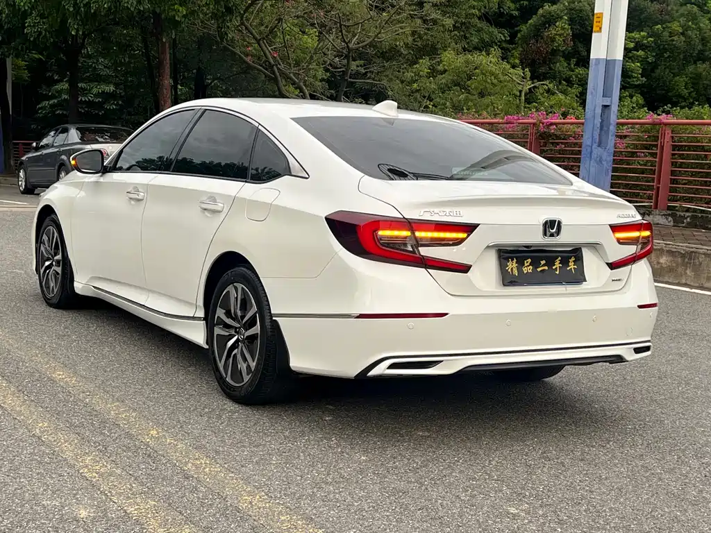 Honda Accord — миниатюра 5