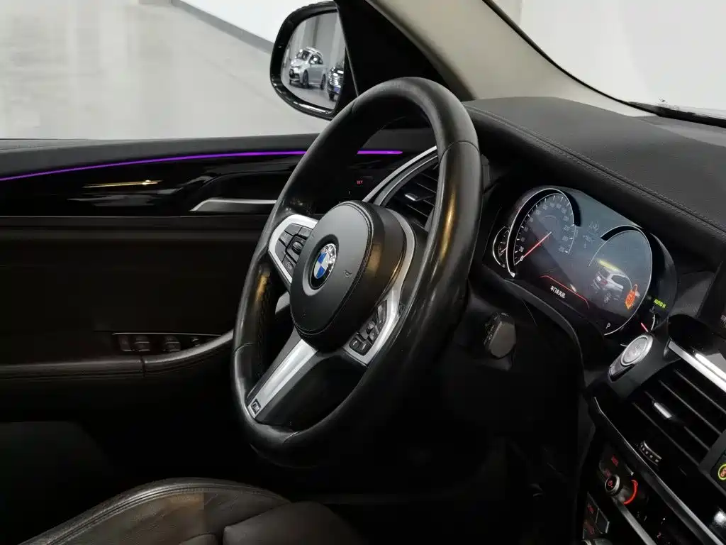 BMW X3 — миниатюра 22