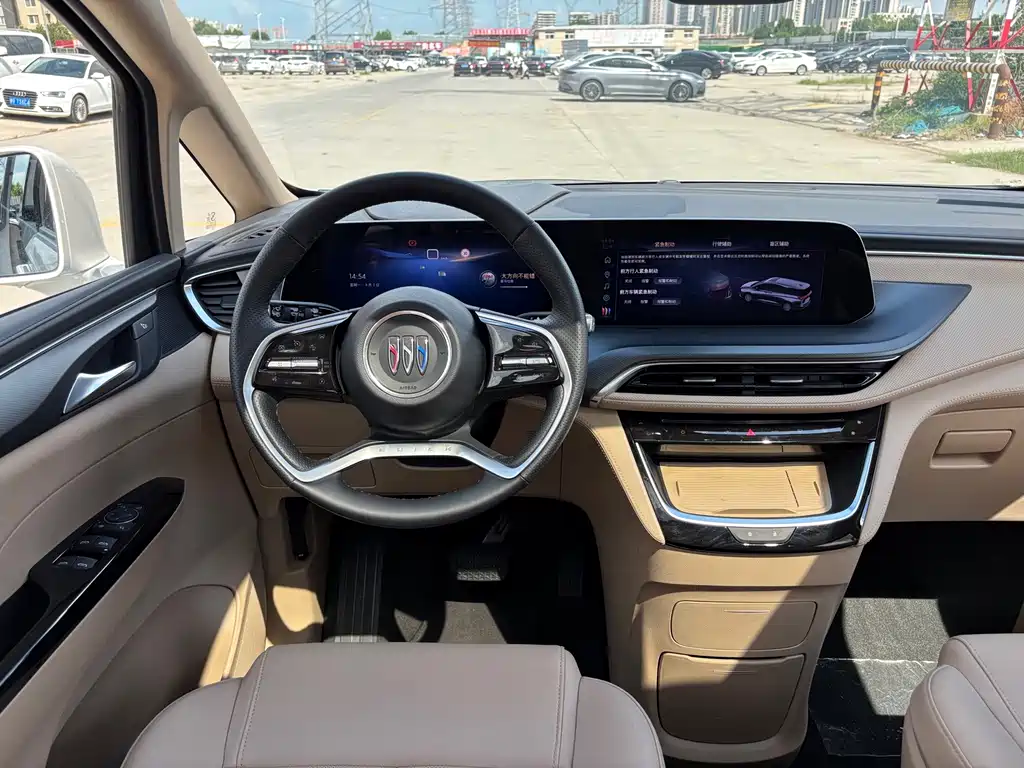 Buick GL8 Hybrid — миниатюра 13