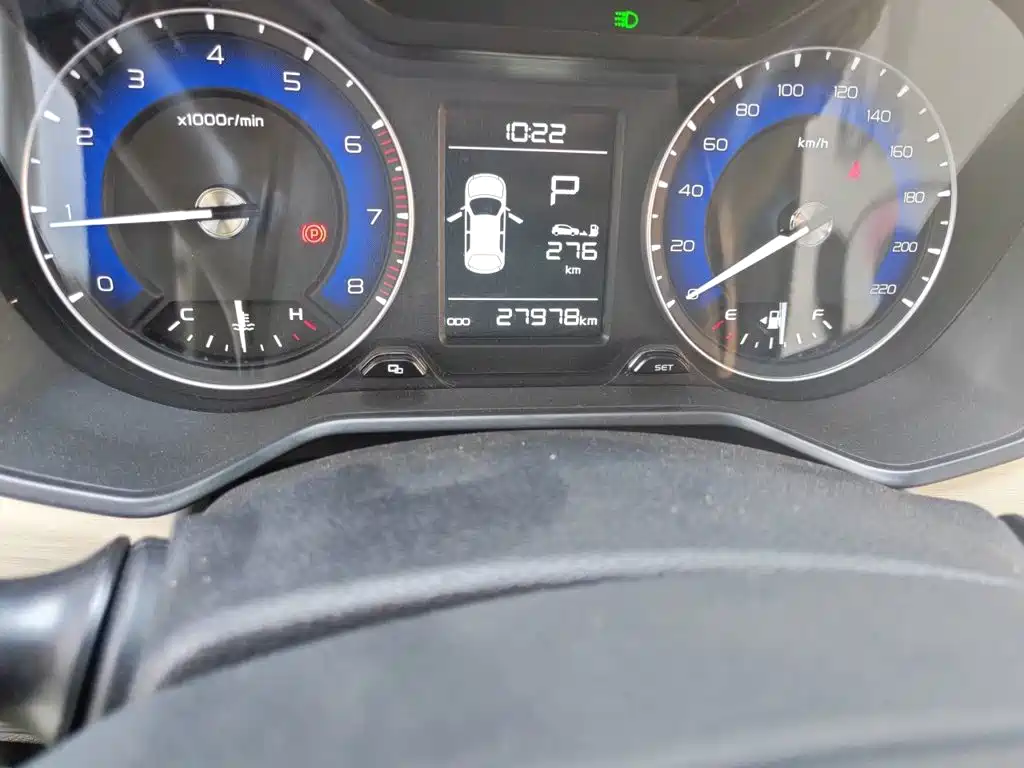 Geely Vision X3 — миниатюра 9