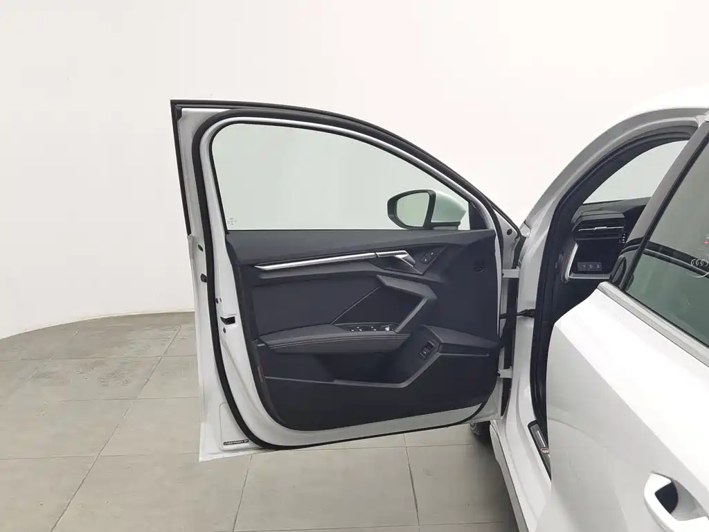 Audi A3 — миниатюра 8