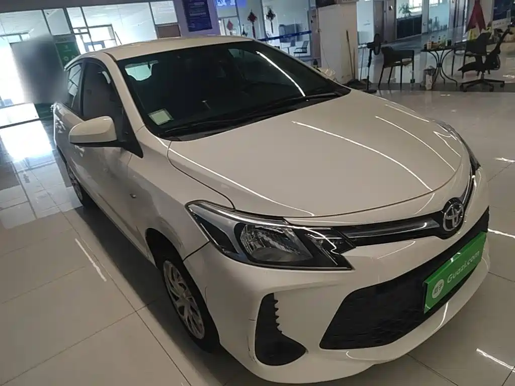 Toyota Vios FS — миниатюра 4