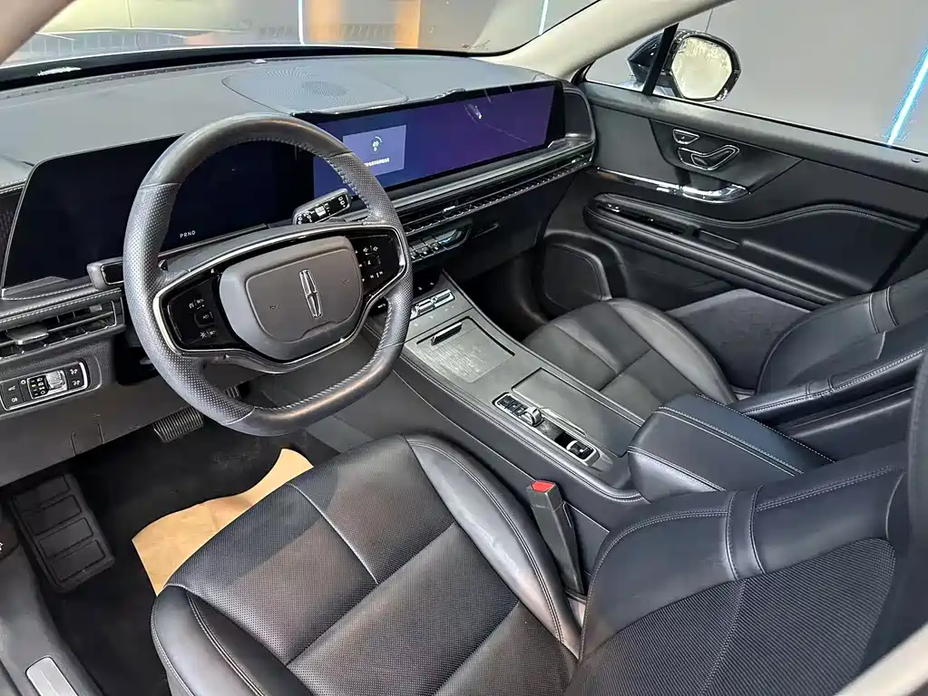 Lincoln Corsair — миниатюра 11