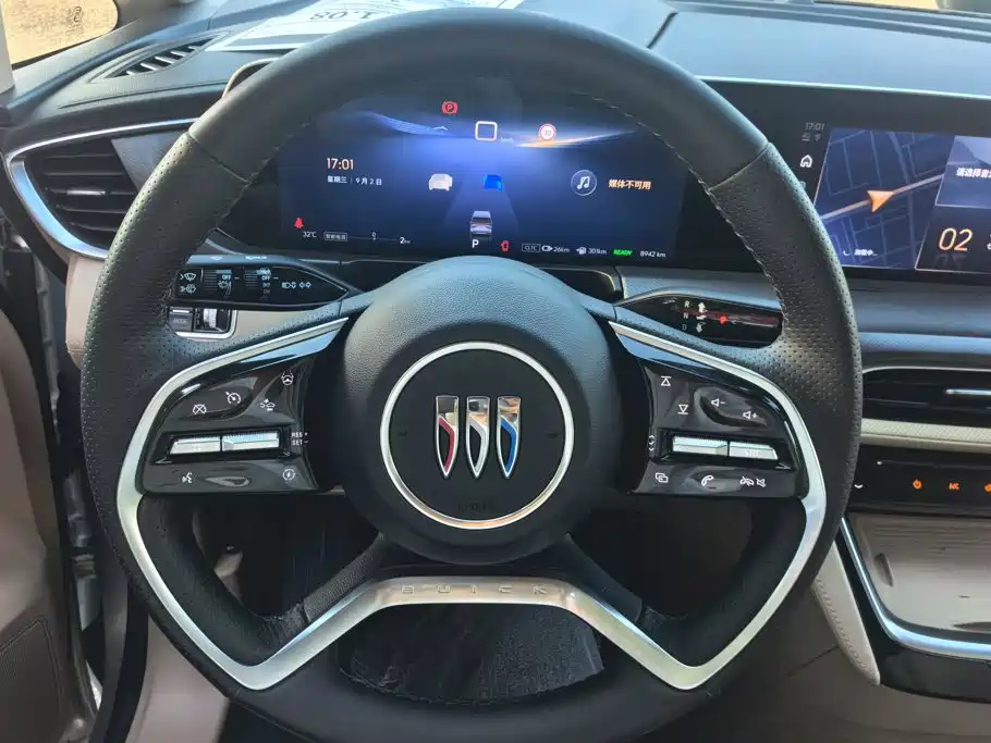 Buick GL8 Hybrid — миниатюра 15