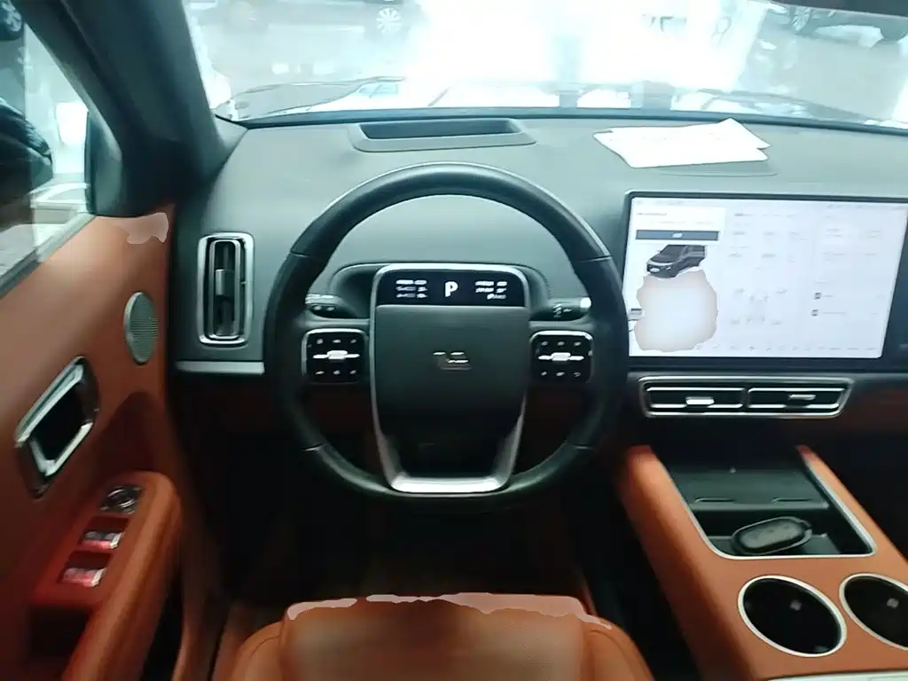 Li Auto Li L8 — миниатюра 11