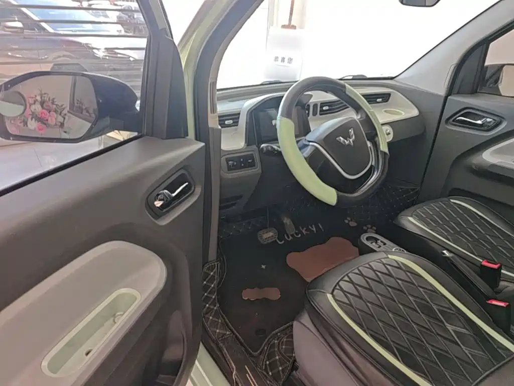 Wuling MINIEV — миниатюра 16