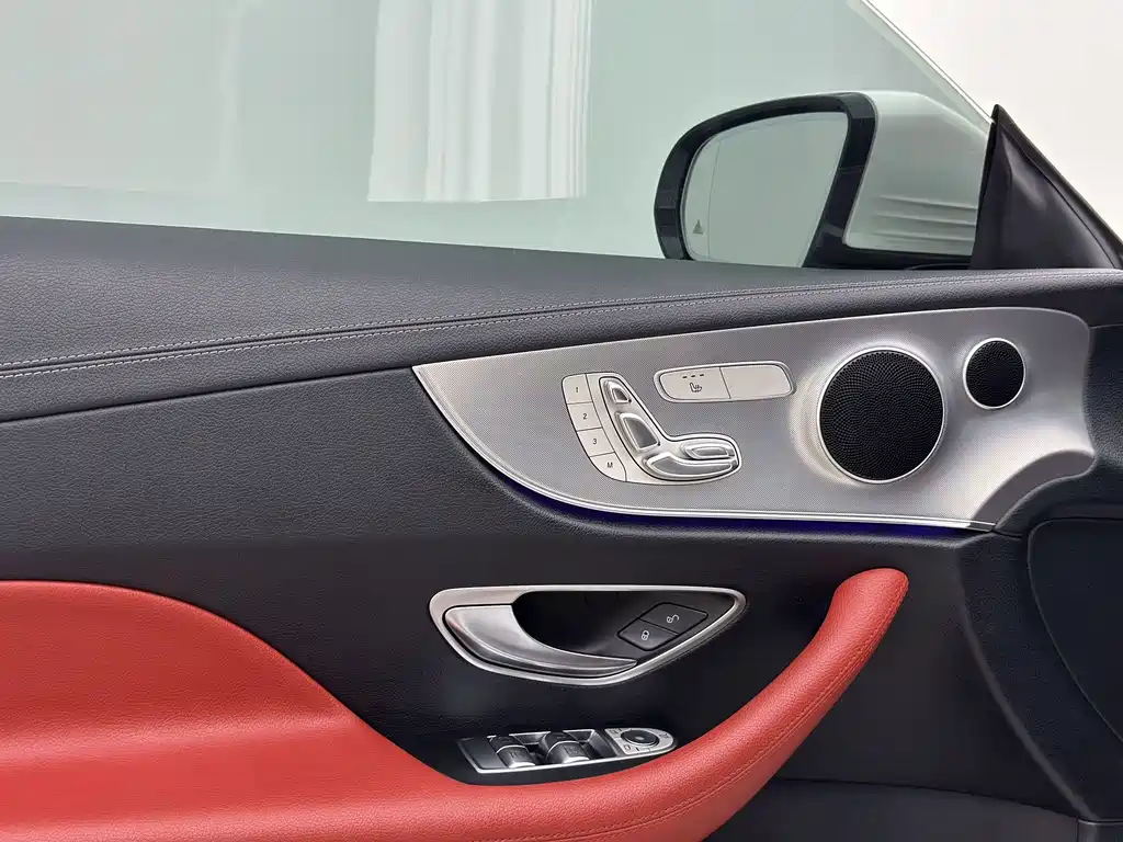 Mercedes-Benz E-Class (Import) — миниатюра 17