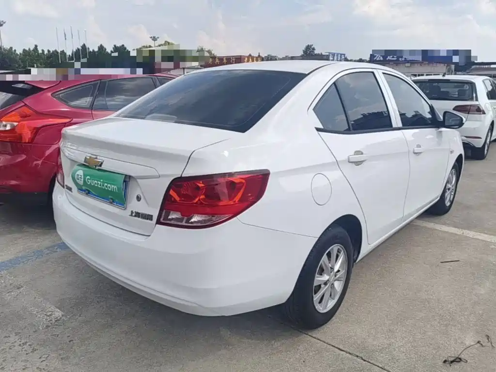 Chevrolet Sail — миниатюра 7