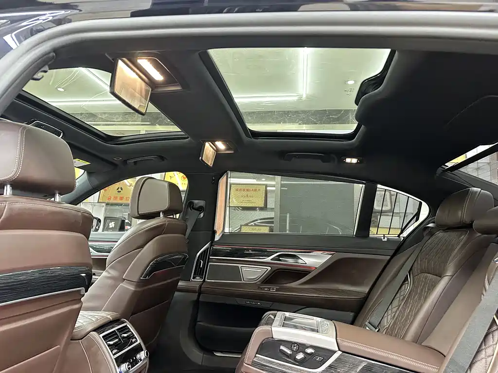 BMW 7 Series 7 2021 740Li Lead M Sport