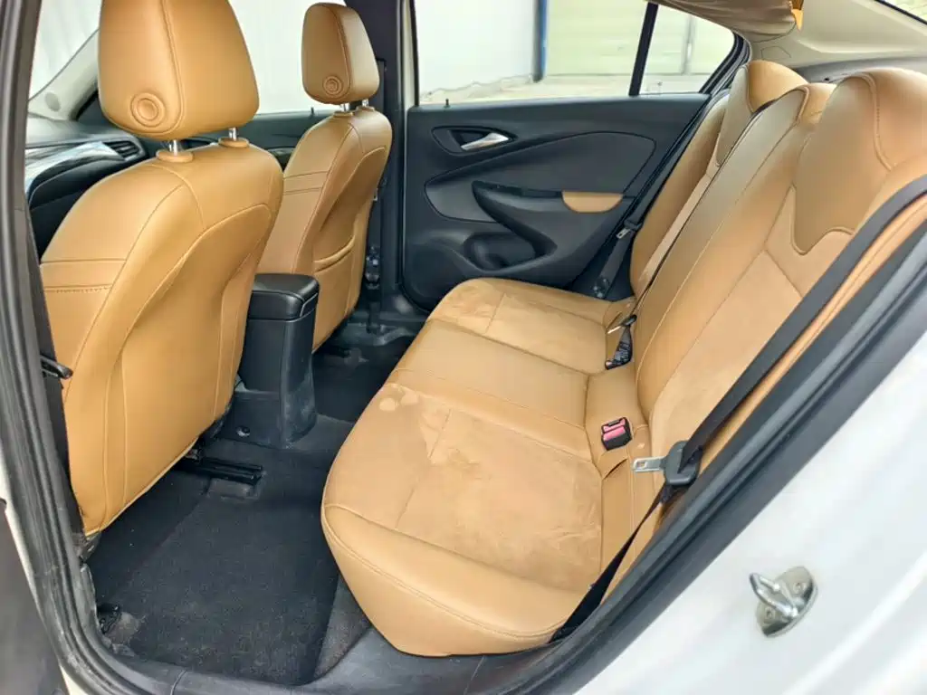 Buick Excelle — миниатюра 15
