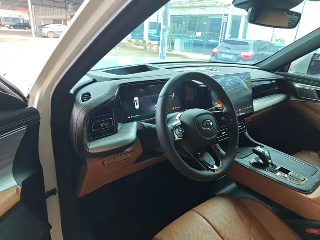 GAC Motor Trumpchi ES9 — миниатюра 6