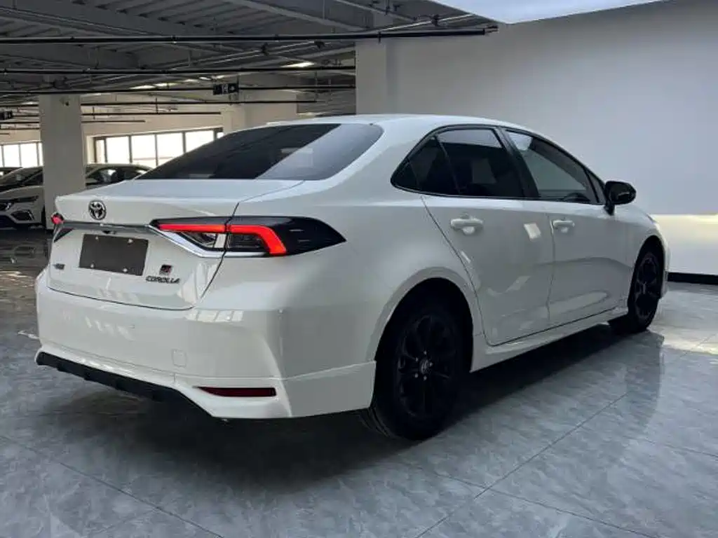 Toyota Corolla — миниатюра 6