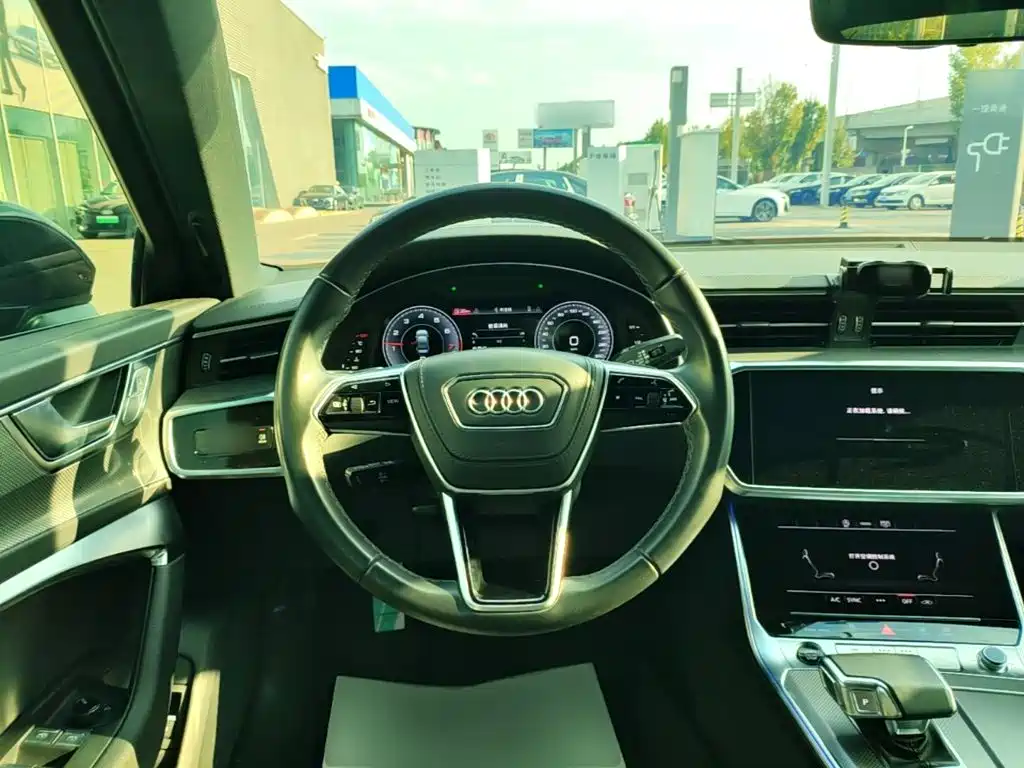 Audi A6L — миниатюра 11