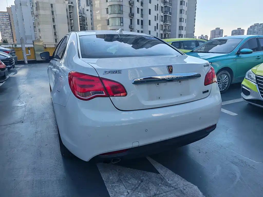Roewe Wei Wei 550 — миниатюра 5