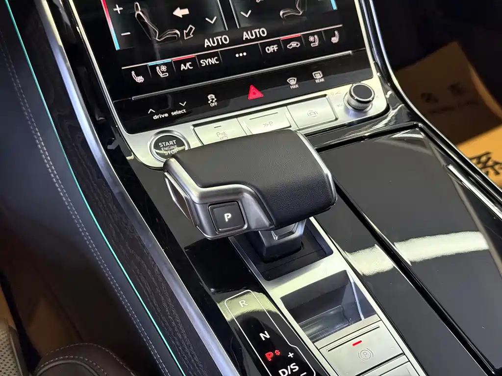 Audi A8 2023 A8L 50 TFSI quattro