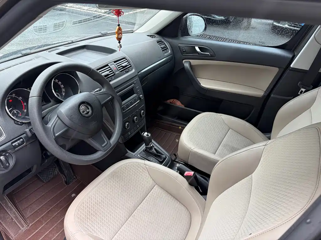 Skoda Yeti — миниатюра 4