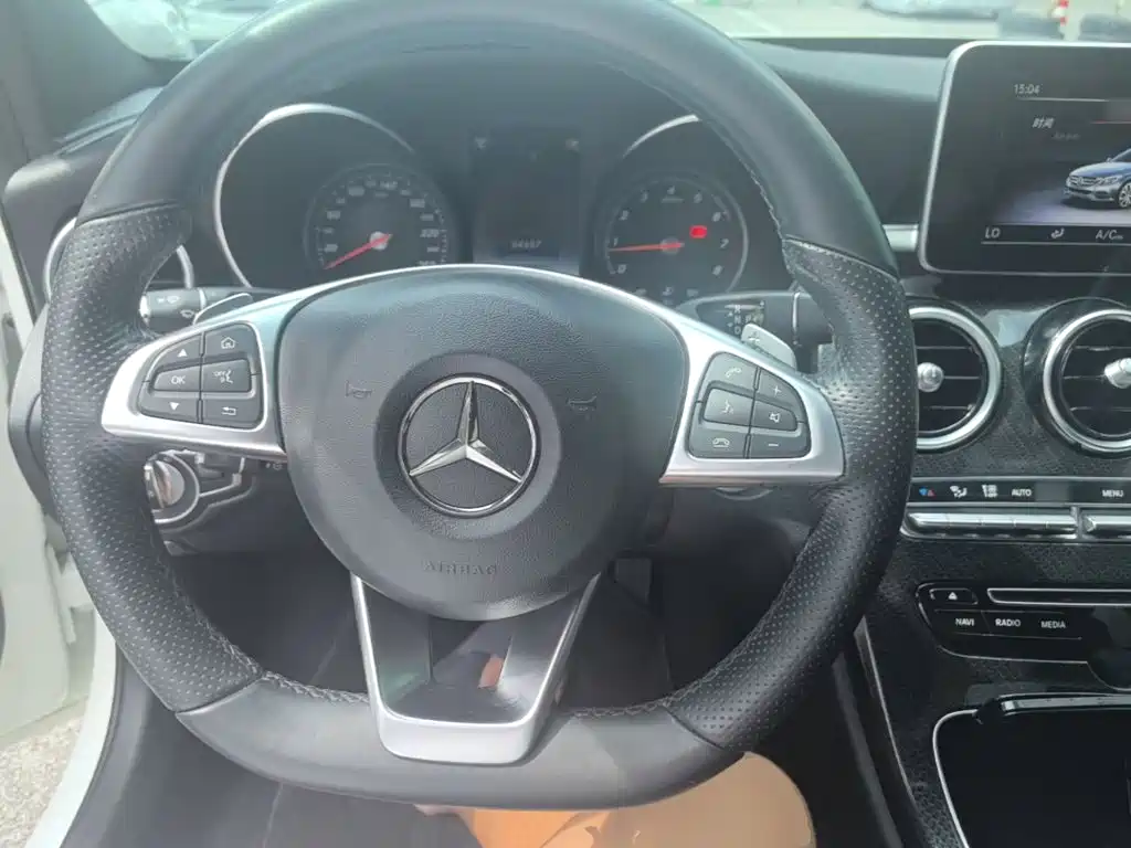 Mercedes-Benz C-Class — миниатюра 11