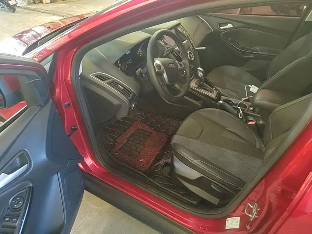 Ford Focus — миниатюра 16