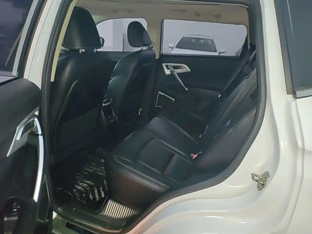 Geely Boyue — миниатюра 17