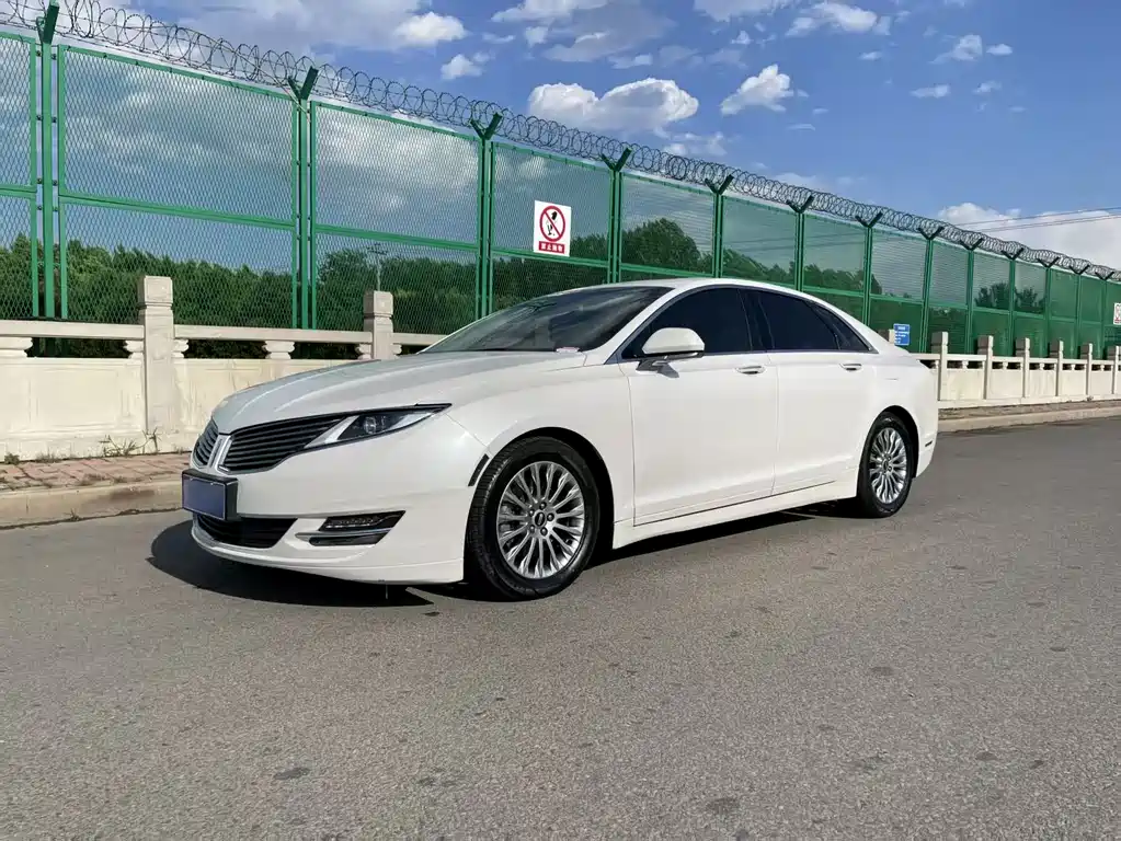 Купить Lincoln MKZ