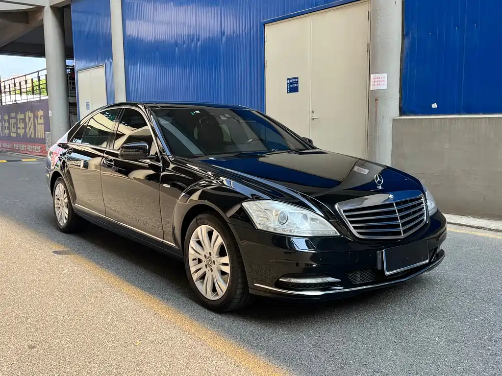 Mercedes-Benz S-Class — миниатюра 3