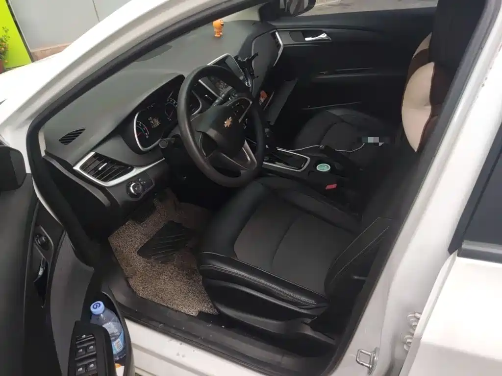 Chevrolet Cavalier — миниатюра 14