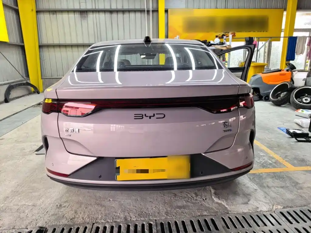 BYD Qin L — миниатюра 6