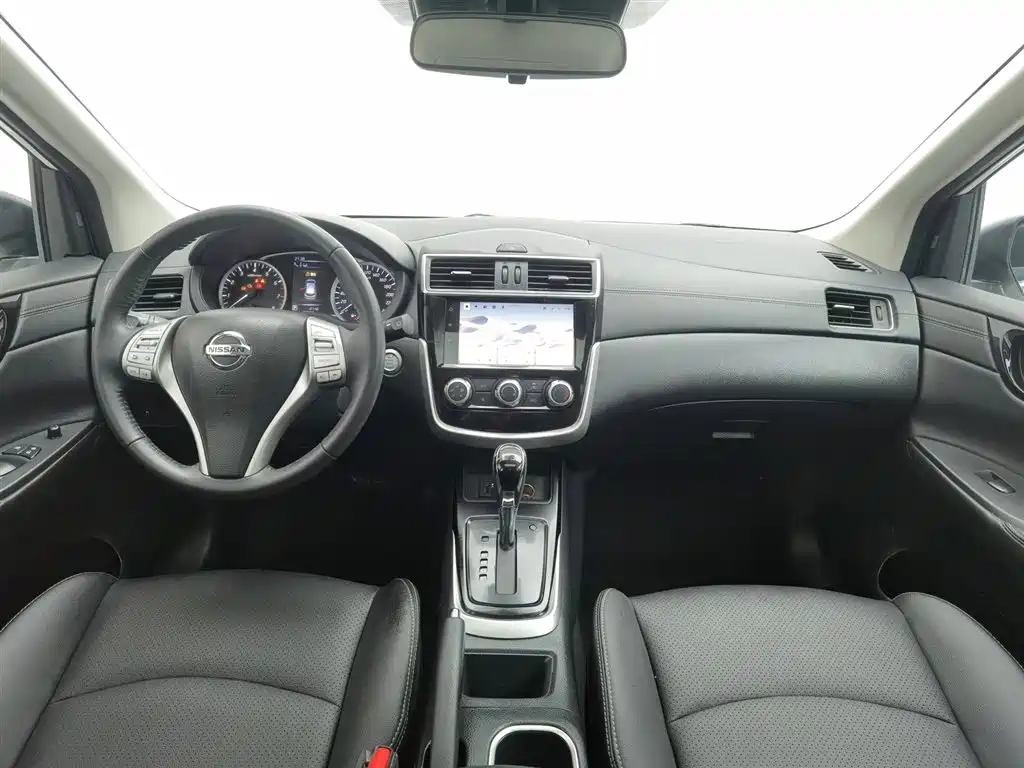 Nissan Tiida 2021 1.6L CVT