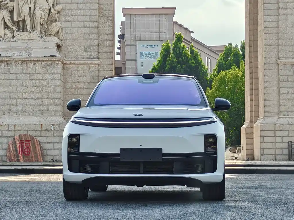 Li Auto Li L7 — миниатюра 2